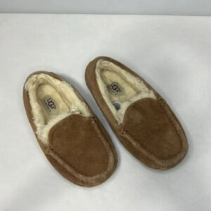 UGG Australia Kids Chestnut Genuine Suede, Sheepskin Wool Loafer Slippers Size 2
